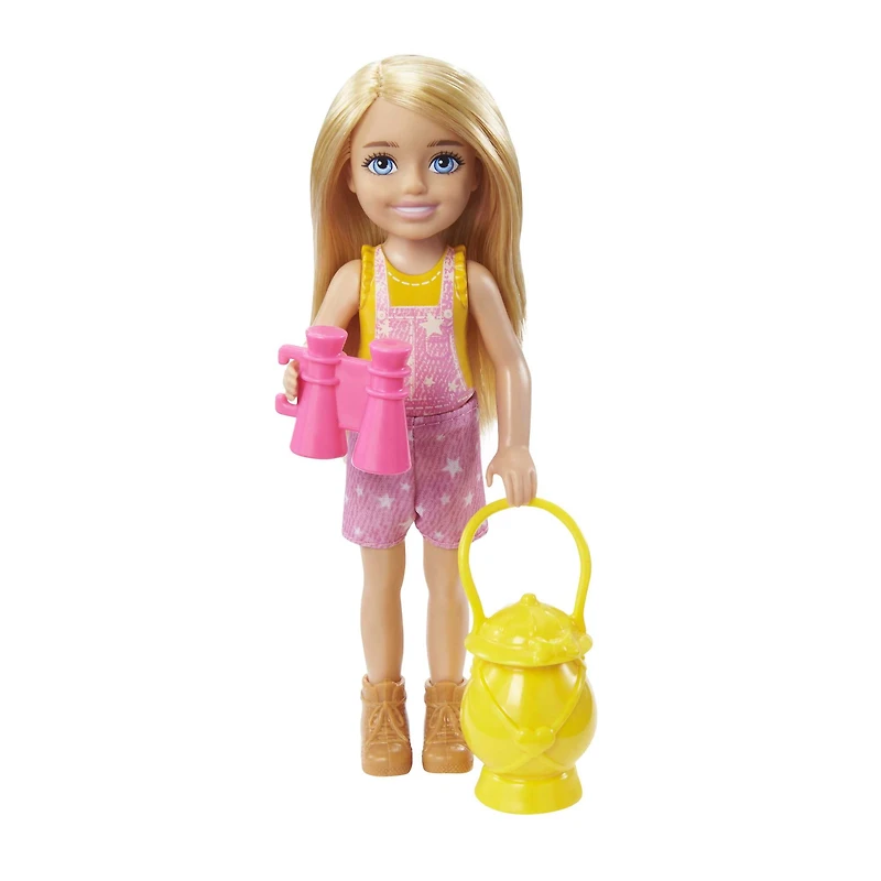 Coffret Barbie Vive le Camping avec Poupée Chelsea (environ 15 cm, Blonde), Hibou, Sac de Couchage, Jumelles et Accessoires de Camping, Cadeau pour les Enfants de 3 à 7 ans Âges 3+