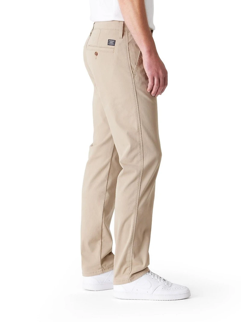 Levi Strauss Signature™ Men's Essential Straight Chinos, Available sizes: 29 – 38