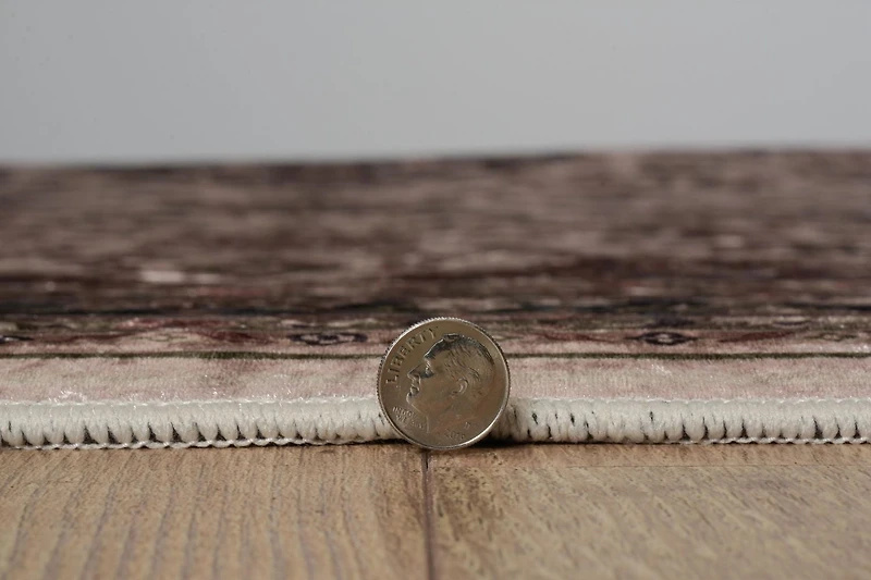 Tapis Emerald Bayer rouge & marine de 6 pi 7 po x 9 pi 7 po