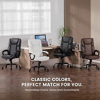 Chaise de bureau ergonomique à dossier haut en cuir Mainstays Executive, noire. Conçue pour les adultes, cette chaise est idéale pour les professionnels, les travailleurs à distance et les étudiants u