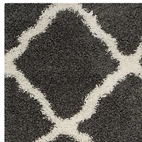Safavieh Dallas Logan Geometric Shag Area Rug