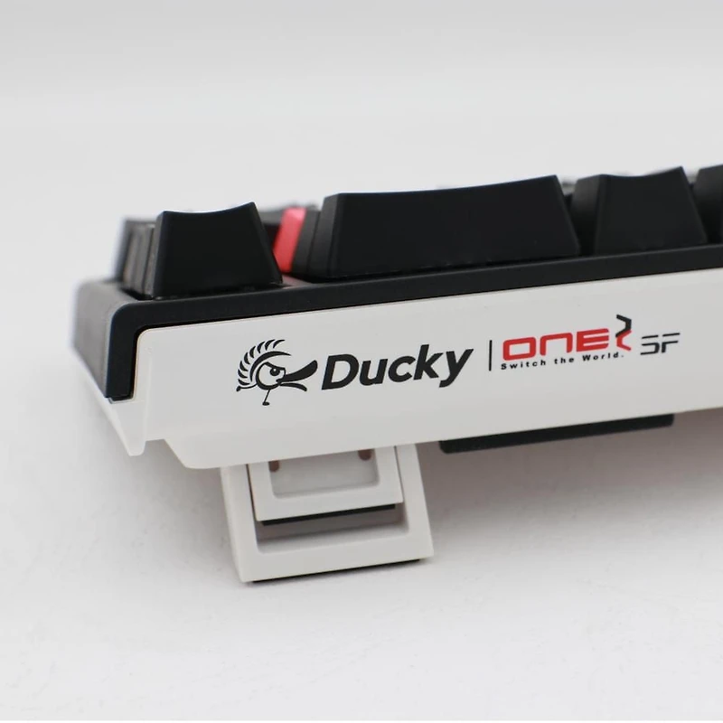 Ducky One2 65% Clavier RVB mécanique - Noir - MX Red