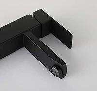American Imaginations Robinet en laiton sans plomb 1 trou de couleur noire AI-34361