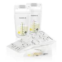 Medela Breast Milk Storage Solution Set, Breastfeeding Supplies & Containers, Breastmilk Organizer, Made Without BPA, Storage Solution