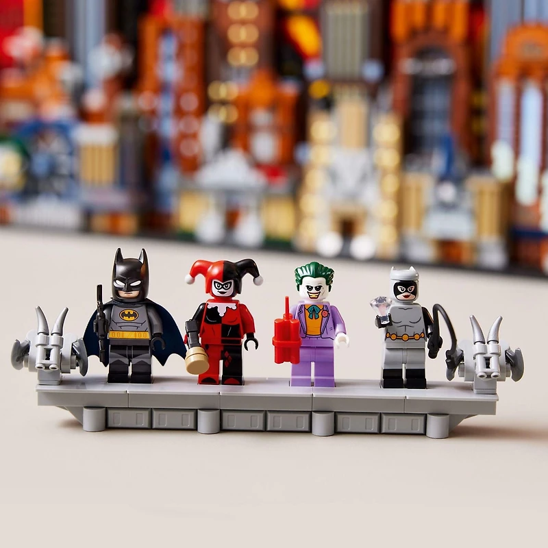 LEGO Super Heroes DC Gotham City de Batman : La série animée 76271 Ensemble de construction (4210 pièces)