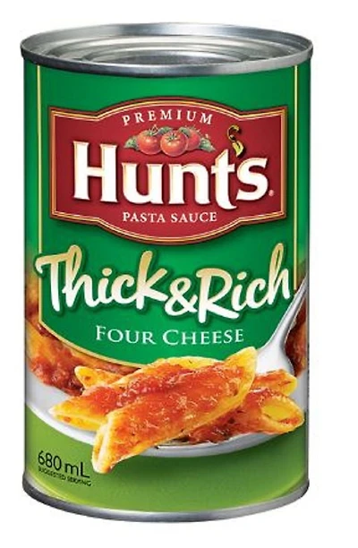Hunt's® Four Cheese Thick & Rich Premium Pasta Sauce, 680 mL