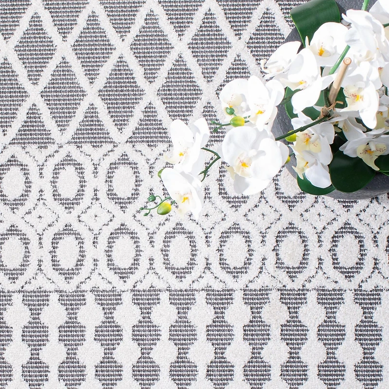 SAFAVIEH Cabana Elouise Geometric Indoor/Outdoor Area Rug