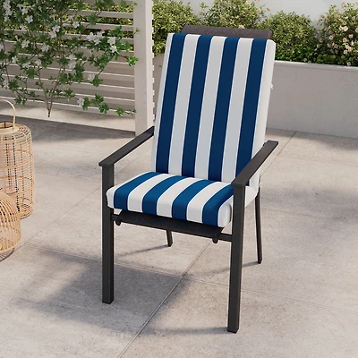 Coussin de siège pour patio à dossier haut bleu marine Cabana Mainstays 111,8 cm x 48,3 cm x 6,4 cm