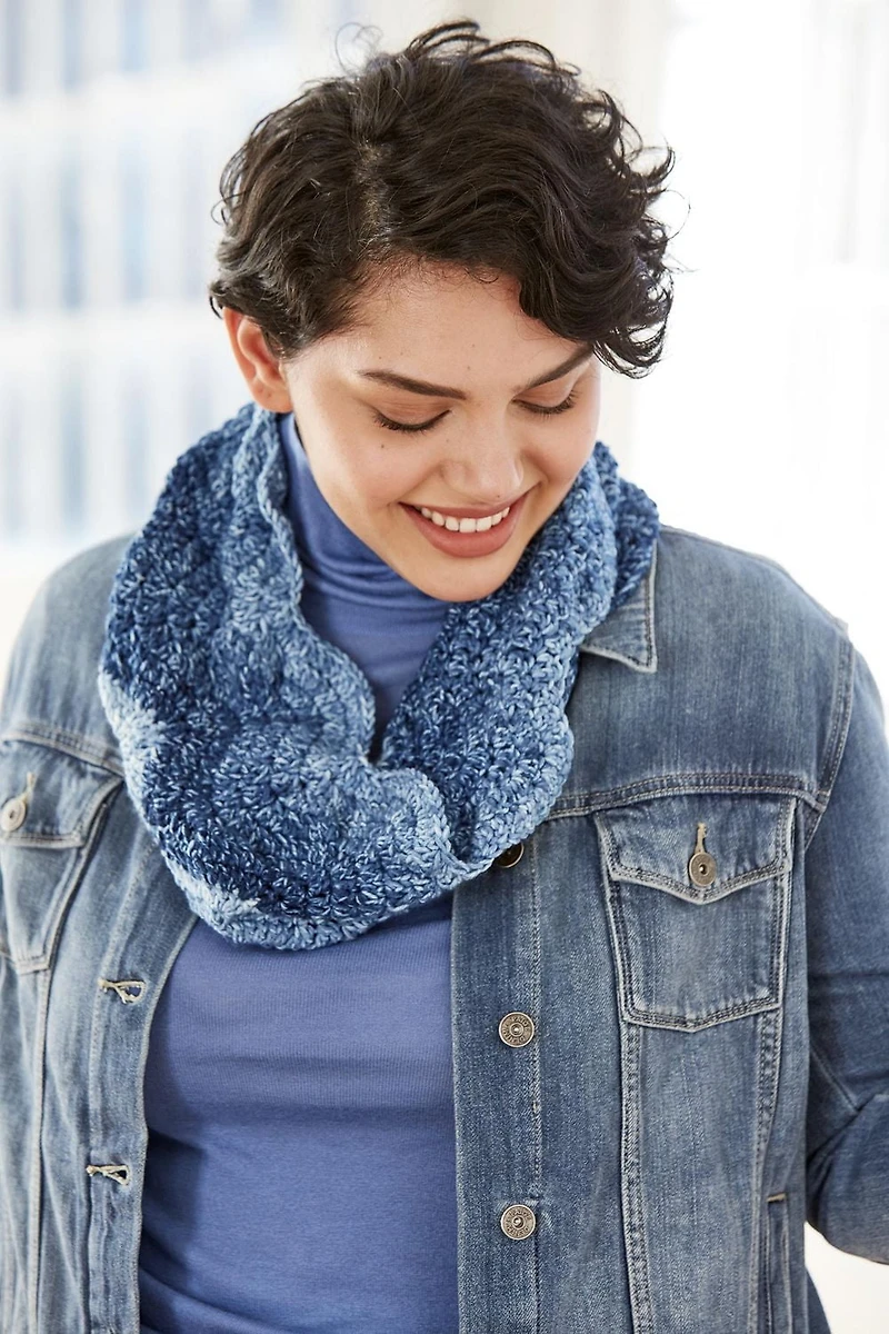 Lion Brand Mandala Ombre Yarn - Harmony