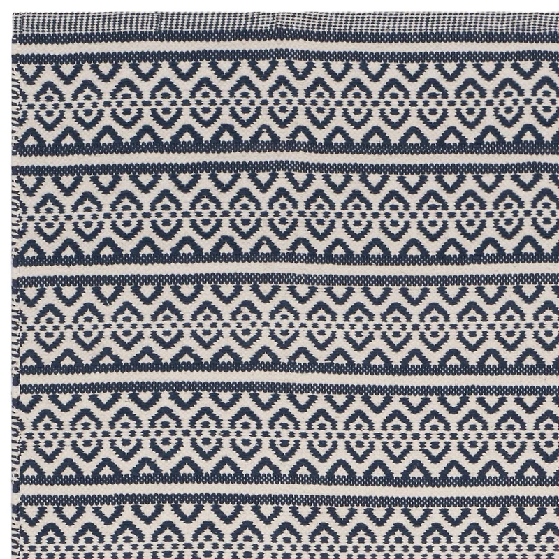 Safavieh Montauk Randall Geometric Stripes Area Rug