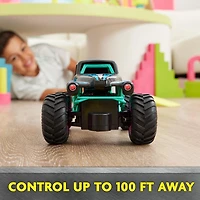 Monster Jam, Monster truck radiocommandé Grave Digger officiel à l'échelle 1:24, 2,4 GHz, thème Nitro Neon, jouets pour garçons et filles à partir de 4 ans