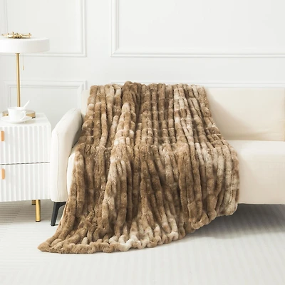 Hometrends Reversible Faux Fur Throw, Super stylish & warm