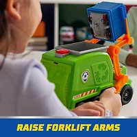 Pat'Patrouille : Camion de recyclage compacteur avec figurine Rocky et véhicule compacté transformable, jouets pour garçons et filles à partir de 3 ans PAW Rocky