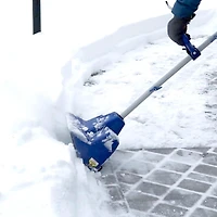 Ensemble Pelle à Neige électrique Snow Joe sans cordon de 24 V et 28 cm avec batterie de 4,0 Ah et chargeur