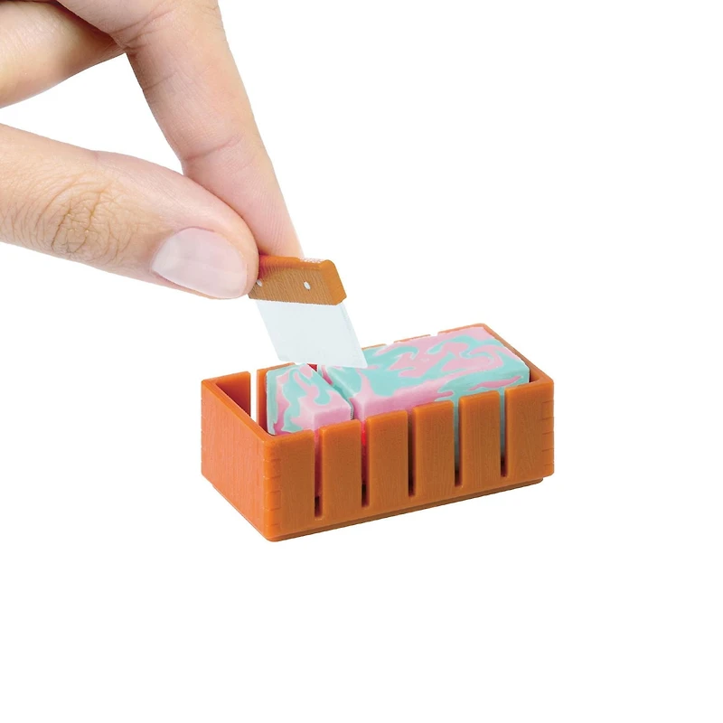 MGAs MiniverseMC - Make It Mini SpaMC COLLECTIONNEZ-LES TOUS