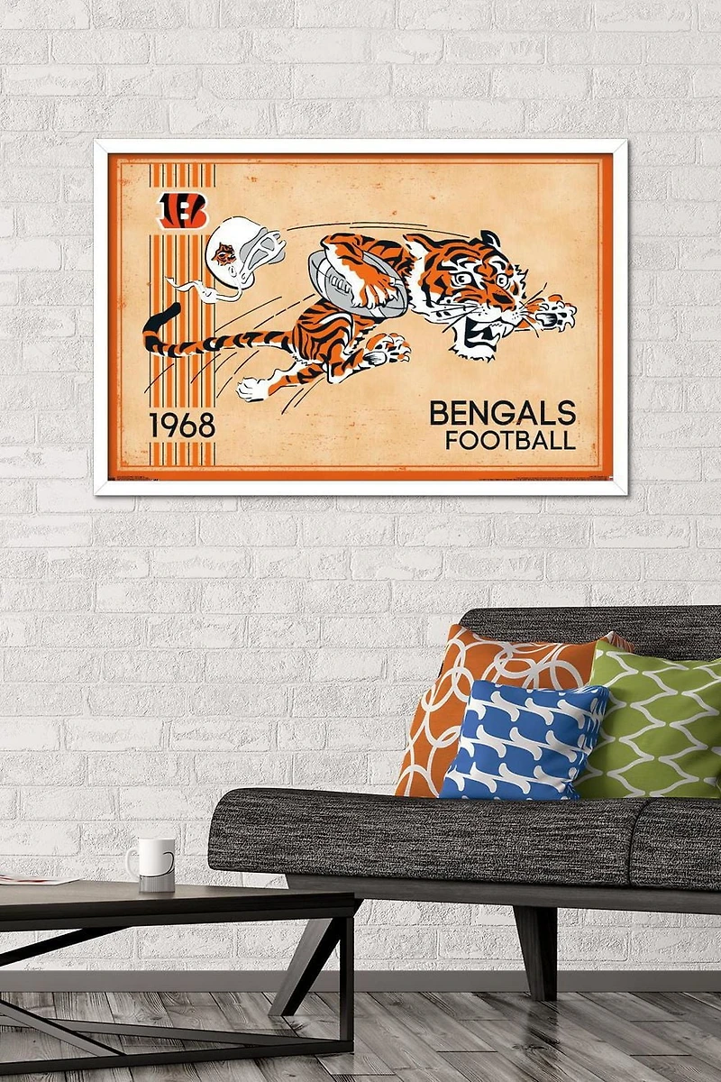 NFL Cincinnati Bengals - Retro Logo 14 Wall Poster, 22.375" x 34"