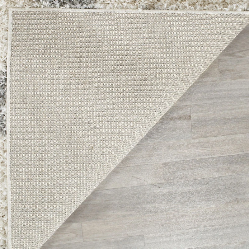 Safavieh Dallas Jerrie Geometric Shag Area Rug