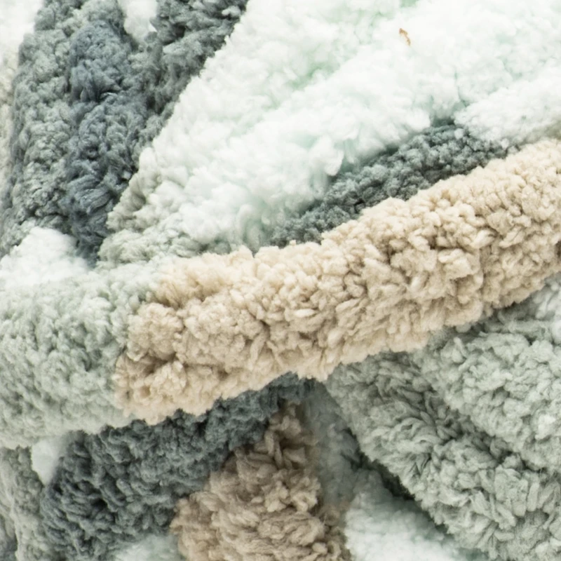 Bernat® Blanket Extra Thick™ #7 Fil de polyester géant, ardoise 21,2 oz/600 g 72 yards