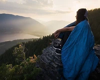 Couverture et couette de camping pliables Klymit Versa