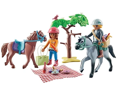Playmobil Horseback riding trip to the beach, Horses of Waterfall