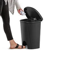 Sterilite 25 Liter Black Step Can, 25 Liter