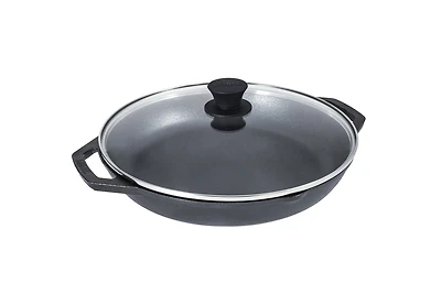 Poêle en fonte de la collection Lodge Chef's Collection™ avec couvercle en verre trempé  12 po