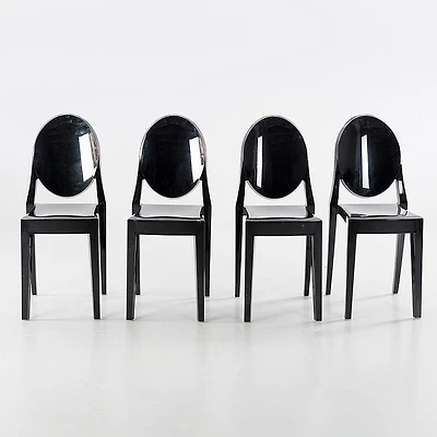 Heavenly Collection | Chaise sans accoudoirs en plastique noir pour salle à manger ou cuisine
