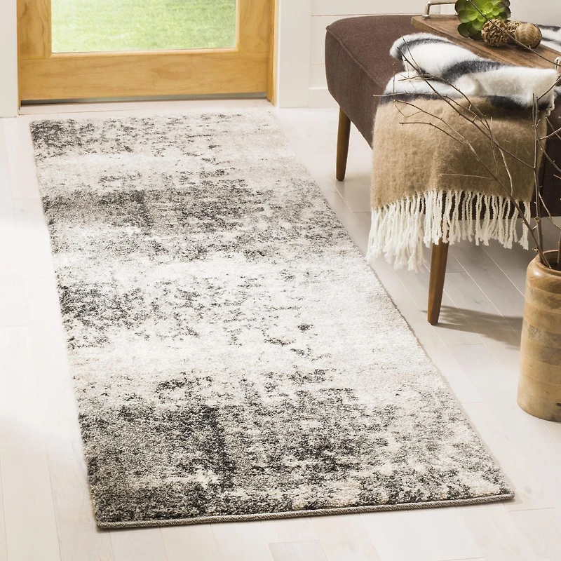 Safavieh Retro Corynn Abstract Area Rug