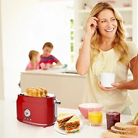 Frigidaire 2-Slice Retro Toaster - Red