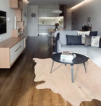 H-Natural 6'X7' Geneva Cowhide Rug