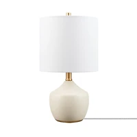 Lampe de table en céramique de 16 po Novogratz x Globe au fini crème à texture de béton avec abat-jour en lin blanc