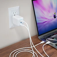 Chargeur mural multi-ports onn 62 W, ​​charge rapide, USB-C/USB-A, certifié USB-IF, prise pliable, blanc