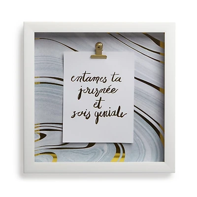 CADRE DE 11 X 11 AFFICHANT UNE DEVISE