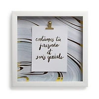 CADRE DE 11 X 11 AFFICHANT UNE DEVISE