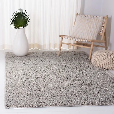 Safavieh Venus Elijah Solid Plush Shag Area Rug