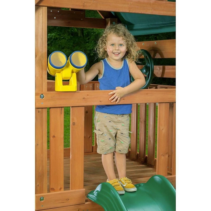 Creative Cedar Designs Mountain View Lodge Swingset avec accessoires jaunes et toboggan vert