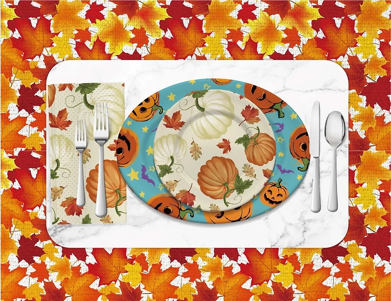 Pumpkin Face Oval Paper Plates, 8CT