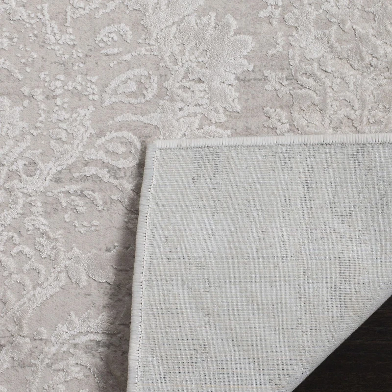 SAFAVIEH Princeton Collection PRN717B Silver / Beige Rug