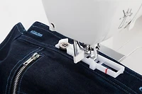 Machine à coudre électronique Singer® 5560 Fashion Mate™