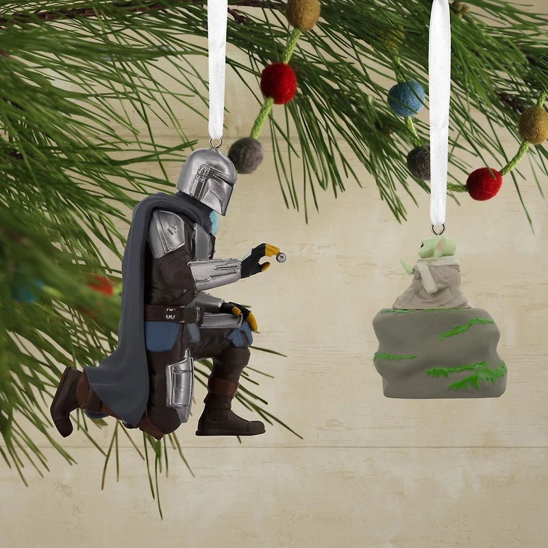 Hallmark Christmas Ornaments (Star Wars: The Mandalorian and Grogu), Set of 2