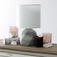 Lampe en béton géométrique Simple Designs