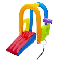 Banzai Jr. – Aire de jeux d’eau gonflable géante pour enfants avec arrosage