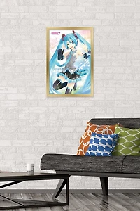 Hatsune Miku - Waving Wall Poster, 22.375" x 34"