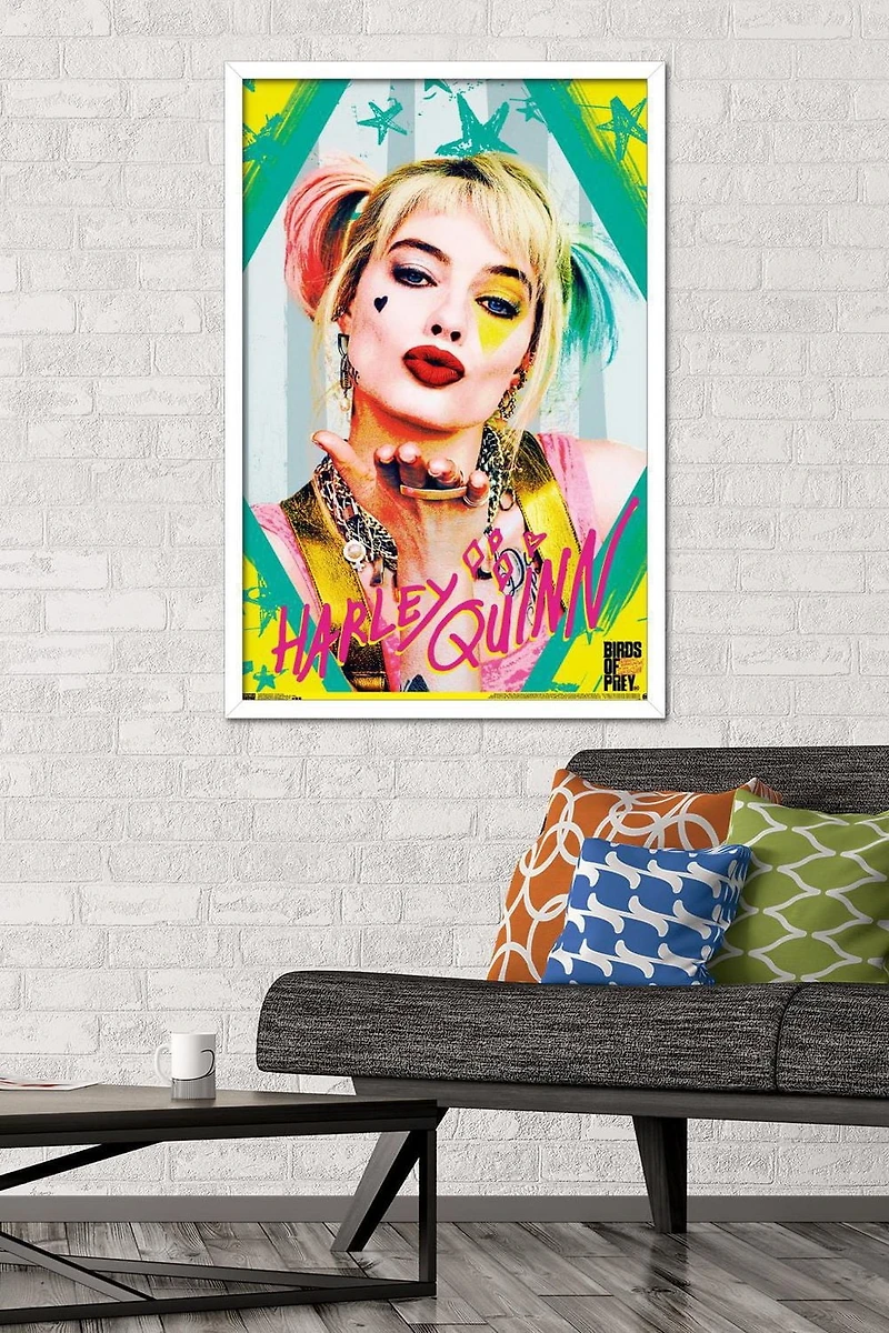 DC Comics Movie - Birds of Prey - Harley Quinn - Kiss Wall Poster, 22.375" x 34"