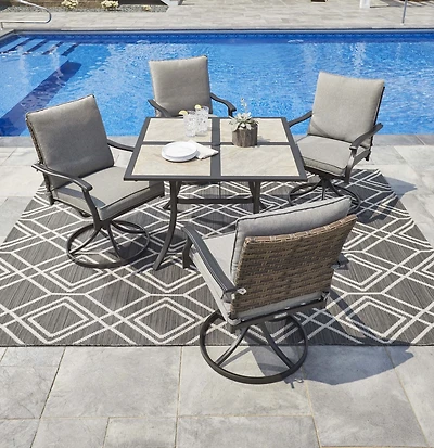 Ensemble table et chaises 5 pièces pour patio Elmdale Better Homes & Gardens - Gris