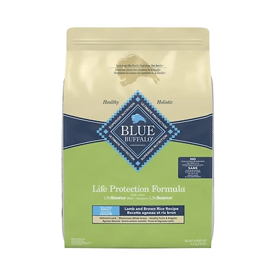 BLUE Life Protection Formula recette agneau et riz brun pour chiens adultes de race de petite taille