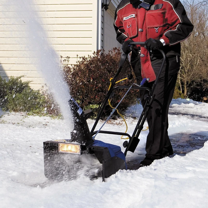 Souffleuse à Neige électrique Snow Joe à une étape de 46 cm, moteur de 15 Ah et phares