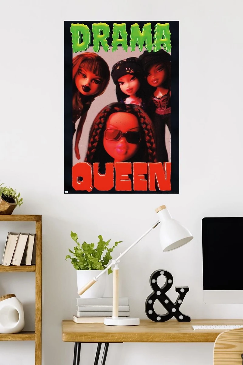 Bratz: Scream - Drama Queen Wall Poster, 22.375" x 34"
