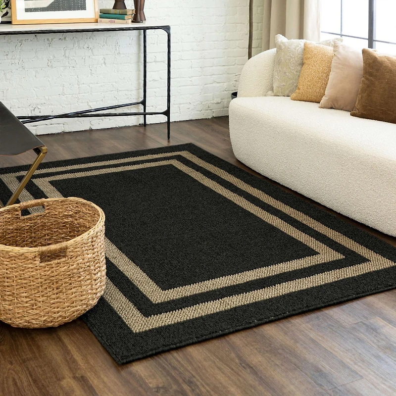 Mohawk Home Hall Border Near Black/Tan Tufted Polyester Area Rug