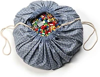 Play & Go - Motif Grille Bleue Intemporelle - Tapis de Jeu 3-en-1 - Sac de Rangement et Sac à Couches - Fabriqué en Coton Bio - Rangement Facile et Nettoyage Rapide - Diamètre 120 cm -Convient aux Nou